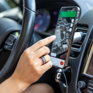 Suportes Multifuncionais para Carro e Mesa